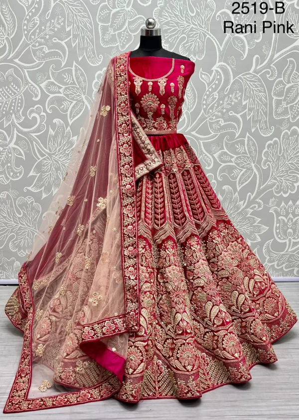 Lehengacholi with double Dupatta ( Red)